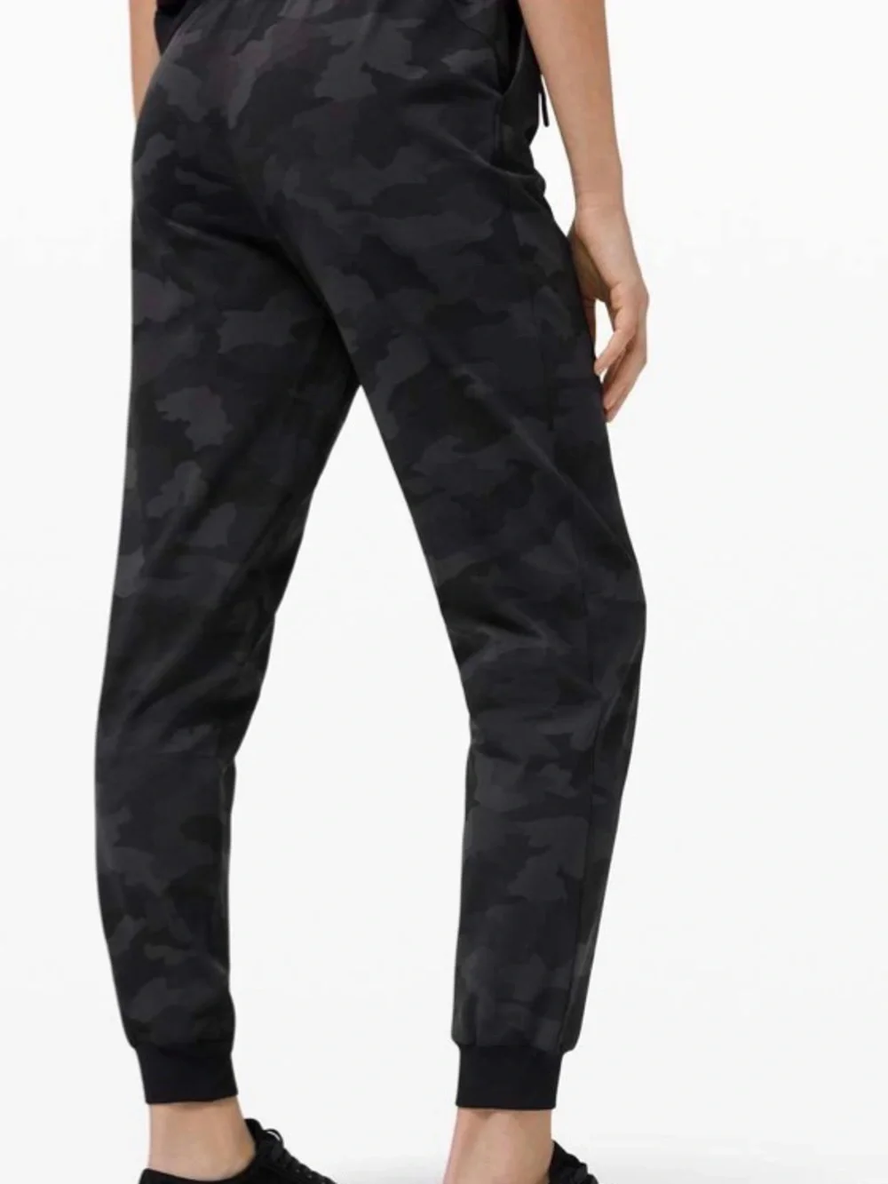 Lululemon Stretch High-Rise Jogger camo